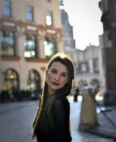 MarcinBrzozka z cyklu krakowskich plenerowych sesji portretowych 2015
www.marcin-brzozka.pl
modelka: Justyna
