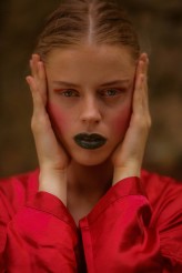 irena_karpish                             Photo/Style: Nika Boichyk
Models: Lilia Iashchuk, Anastasiya Senchak
            