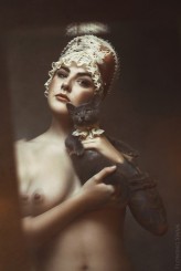 fotobajgraf Femme Fatale

make-up: Paulina Tomasik
headpiece: Flowing Swan