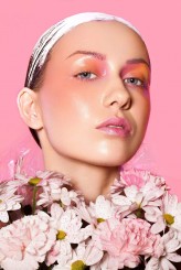 melii_wil Fresh & Pink Explosion dla GLOW Mag

Fotograf/Retuszer: Natalia Mrowiec
Modelka: Anna Kubaczka
Make-up artist: Pamela Wilczynska
