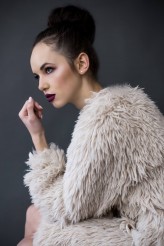Nadi_Make-Up_2015 Modelka: Marzena Woś
Foto: Ewelina Dalecka 
Mua/Hair: Nadi Make-Up