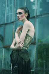 maddie_h Modelka: Paulina Maślanka / ECManagement
Make up&hair:  Karolina Pawłowska
Dress: Greg Red