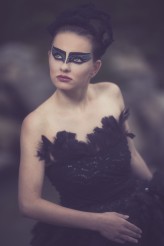 MagdaKozlowska Sesja zdjęciowa inspirowana filmem Black Swan.