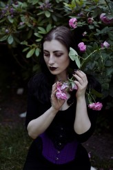 freyas_dream Dark Queen's Garden of Love