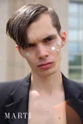 Xander_Hirsh >>Starboy<< dla MARTI Magazine:

http://martimagazine.com/post/starboy

Fot. Xander_Hirsh - Grzegorz Podgórski