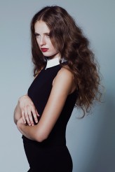 kontrastova mod. Julia Brochocka | Mango Models
make up/hair Ejmocka
fot. Anna Juszczak

https://www.facebook.com/annajuszczakfotografia/