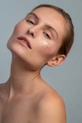 UczesAnki Fotograf: https://www.jack-dawson.com/
Make up : Katarzyna Głownia
Modelka: Katsiaryna Viarenich