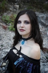 anitniuq Cosplay Yennefer w wersji alternatywnej z Wiedźmin 3: Dziki Gon.

Mod/Styl: Laura Jammoul