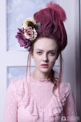 alicjazielonka_makeup Model: Joanna Rowicka

Photographer: Emil Kołodziej

Hair, makeup, style: Alicja Zielonka