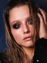 Gaya_Stylist Publikacja w Glow Magazine

Make up: Monika Kozieł Pukielnia Malarnia