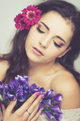 makeupdorisw  Pani wiosna 
 zdjęcia: Anna Bugaj
 modelka : Joanna Badura
 pomysł i makijaż :Dorota Wysopal