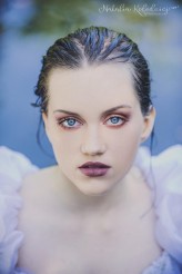 compelling1998 makeup: Ola Walczak

Stylizacja: Ewelina Maciocha Pławska

Fotograf: Natalia Kołodziej

Plener dream on- plenery fotograficzne