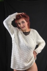 Jusia_Ruda Zimowa stylizacja w za dużym swetrze +makijaż i fryzura :)