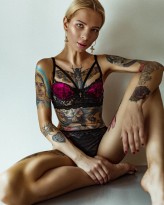 kazeb Model : Ladymothphotomodel
Instagram.com/karol_zebik_photo