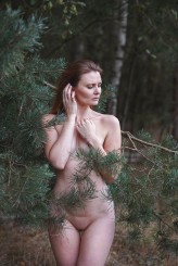 symbolicinteraction modelka: https://www.instagram.com/po.krzywka/

Plener Nadwarciański Portret Fotograficzny Wrzesień 2019