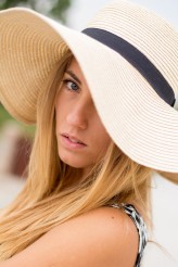 agusia_ck Lady in hat