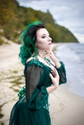 EdytaMortycja Fot. Revena https://www.instagram.com/_revena_photo/
Modelka i stylizacja Emerald Queen https://www.instagram.com/emerald_queen_art/

