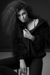 saintmery model Ewelina / Hook
by ANDY Photographer

make up Makijażownia - Agnieszka Nowak
style Maria Kompf Fashion Styling