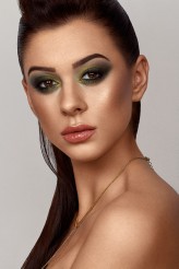 focusedonbeauty Modelka: Patrycja
MUA: Agini Makeup Artist
