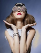 laff_vintage modelka: Adrianna (Magteam Managment)
asysta: Ania Bałoch
okulary: projekt -Marta Świeży