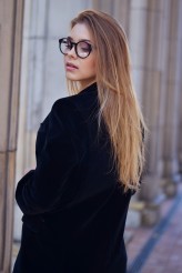 Doma808                             Sesja zdjęciowa dla butiku ALUA Fashion w Katowicach 
mua. Patrycja Korzeniewska 
fot. Sylwia Krzysiak
Ubrania: Pinko             