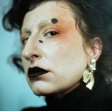 ryckovsky -modelka: Monika
-makeup: instagram.com/panidzieciol/ 
-kodak portra 400 
-średni format 