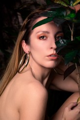 mmary_jane Modelka: Magdalena Zubko @magdalenazubko
Foto: @konrad_atelier