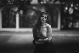 stasiek_s Modelka: Joanna Dembowska
Makijaż: Ewa Salawa
Fryzura: Jowita Bush
Suknia: Grażyna Pander-Kokoszka

Zdjęcie powstało podczas czwartych Aromatycznych Spotkań Fotograficznych

Miejsce: http://www.palacsieniawa.pl/