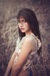 aga-zet Model: Joanna Kowlaczyk
Photo: Dorota Górecka
Hair: Wiesia Wnuk
Styling : Blanka Smolarek