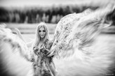2wymiary Angel

Modelka: Marianna Tanaś
Makijaż: Marek Stan
Sukienka: Blanka Smolarek Make Up Artist &amp; Stylist

