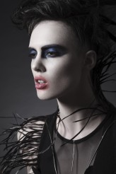 emilkolodziej photo: Emil Kolodziej
model: Sylwia Sordyl
make up: Kornelia Wawrzkow
style: Joanna Baumgartner