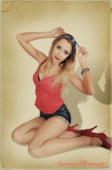 Insomnia_Photography Pin up