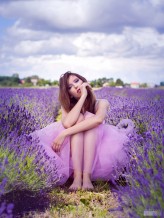 NataliaZahora Zdjęcie pochodzi z sesji "Lavender Romance" zorganizowanej przez: Migawka - Łódzkie Sesje Zdjęciowe

https://www.facebook.com/studio.zahora.eu/