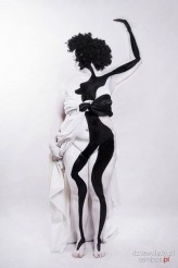 Czarna-art bodypainting, black and white