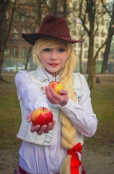 annemcosplay https://ko-fi.com/annemcosplay

Applejack (ja):
https://www.facebook.com/annemcosplay/

Photo:
https://www.facebook.com/Denpun-515521395314775/