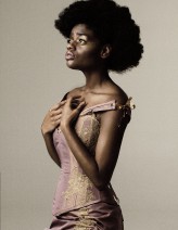 monikaf Model: Minga Macaia
MUA: Whitney Krokké make-up artist
Hair: Jess Vd Zee
Dress: Skeletons in the Closet Clothing and Corsetry
En: Studio34x.com