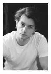 picpillow model/aktor: Mateusz Mosiewicz