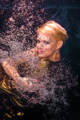 darekbar underwater foto z Iloną Felicjańską :)