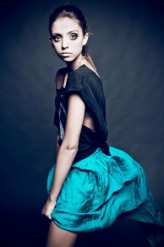 jola_uzolnik fot: Aleksandra Zaborowska
model: Julia Nowicka
style: Ciuchowe Love