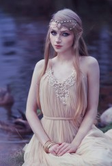 _absentia_ model, photo: Absentia
dress: Veil.pl
ears: Farmerownia