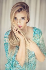 ramoss modelka: Paulina Strączek
make-up: Katarzyna Bartkowiak