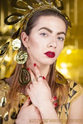 Konto usunięte The ecstasy of gold photoshoot

model - Kinga (lookatmenow)
m-up - Anna Ciesielka
stylizacja + strój + foto - Marek Czeżyk Manufaktura Portretu

