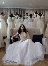 Made_of_magic_1 kampania promocyjna salonu sukien ślubnych BRADA

FOTO: Szymon Nowrot 

IG: https://instagram.com/made_of_magic_1?utm_medium=copy_link