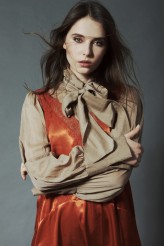 rebelja model: Natalia Skolimowska | Avant Models
mua: Helena Zwolińska-Wiltos
stylist: Kasia Lewandowska