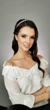 Pocahontaz Makeup: Anna Mazurek

Hairstyle: Grażyna Morawska
