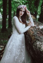 Kosma-foto OPIS ZDJĘCIA
Model: Kasia Patalon photomodel 

Mua: Aleksandra Walczak Makeup Artist 

Dress: Salonik Freya 

Wreath: Lola White 

Plener z Dream on - Plenery Fotograficzne