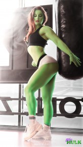 Nibiru-Studio Mecenas She Hulk na siłowni ;)
