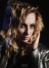 Photo_Ranger modelka: Małgorzata Rybińska
fryzura: Dobrze Uczesana
make up: Kasia Święs Make Up Artist
zdjęcie wykonano w Evil Banana Studio