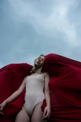 herbababa Trójkąt - plenery fotograficzne (08.2018)
Modelka: Ola
Foto: Lucyna Połomska