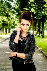 xmusic foto: Kasia Dziebińska
włosy : Joanna Drabińska
makijaż Angelika Dylak
biżuteria Jagna